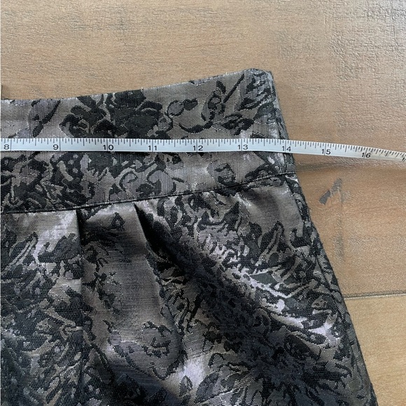 Silence + Noise Metallic Black and Silver Mini Skirt, Size 4 - Picture 5 of 7
